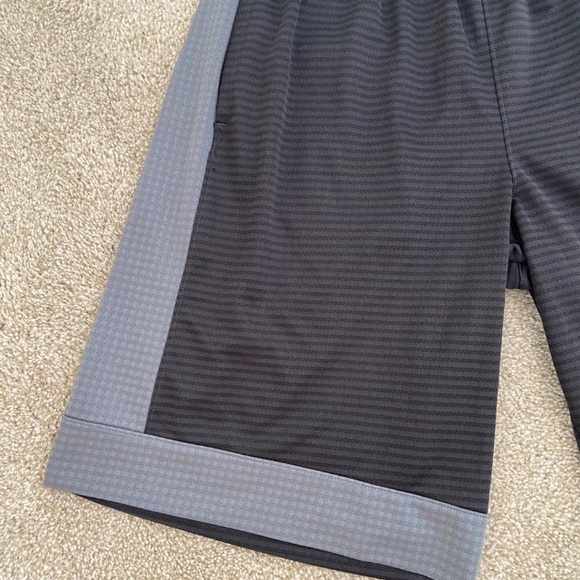 Men’s Nike basketball 10” shorts - Picture 5 of 8